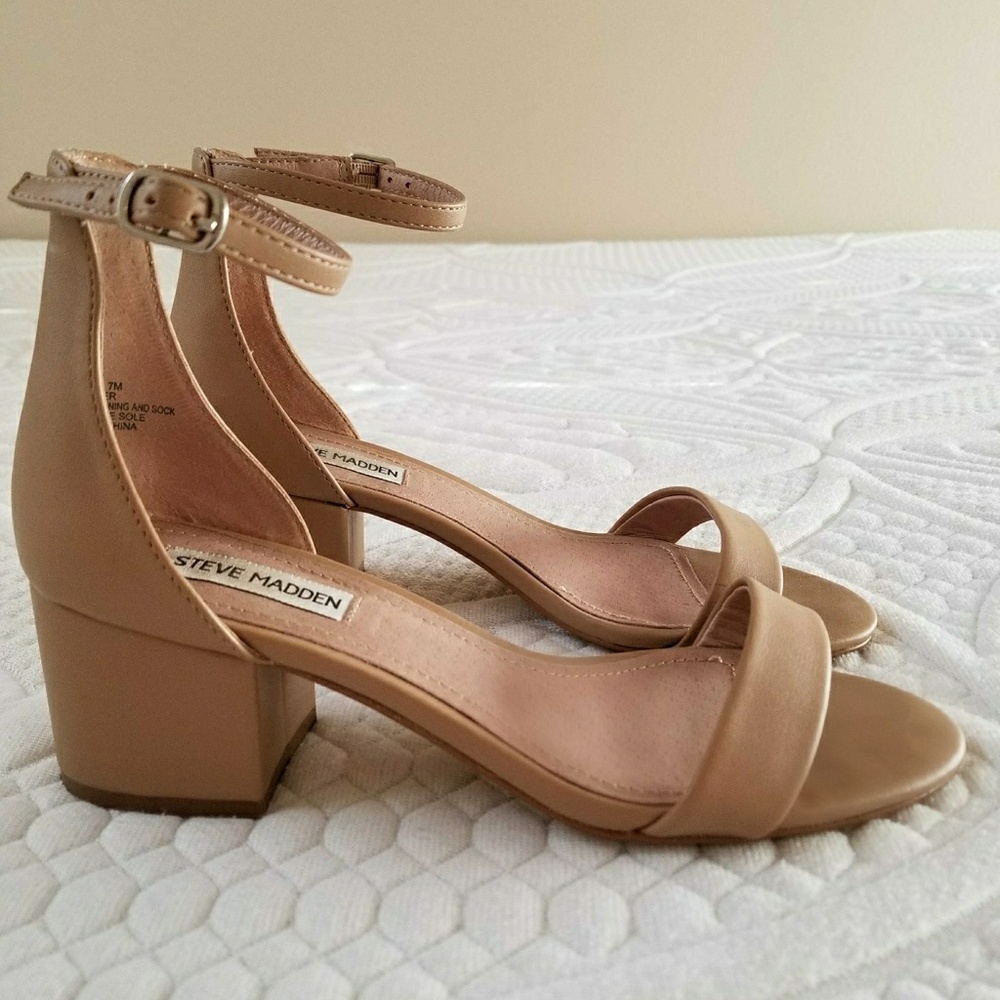 Steve Madden Nude Heels